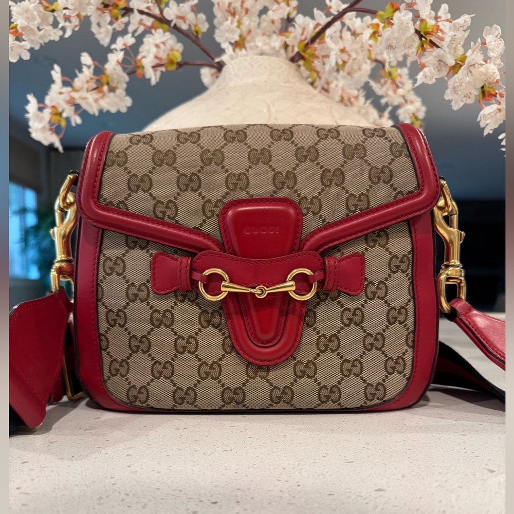Gucci Lady Web GG Supreme crossbody with web strap - Picture 1 of 9